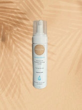 Load image into Gallery viewer, Moisturizing foam and gradual tan